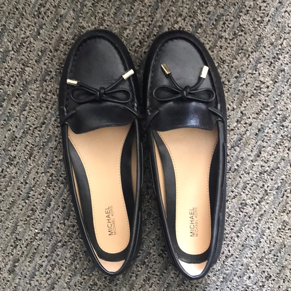 Barely worn Michael Kors loafers - Picture 1 of 4